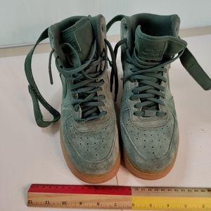 Men's Nike Air Force 1 shoes